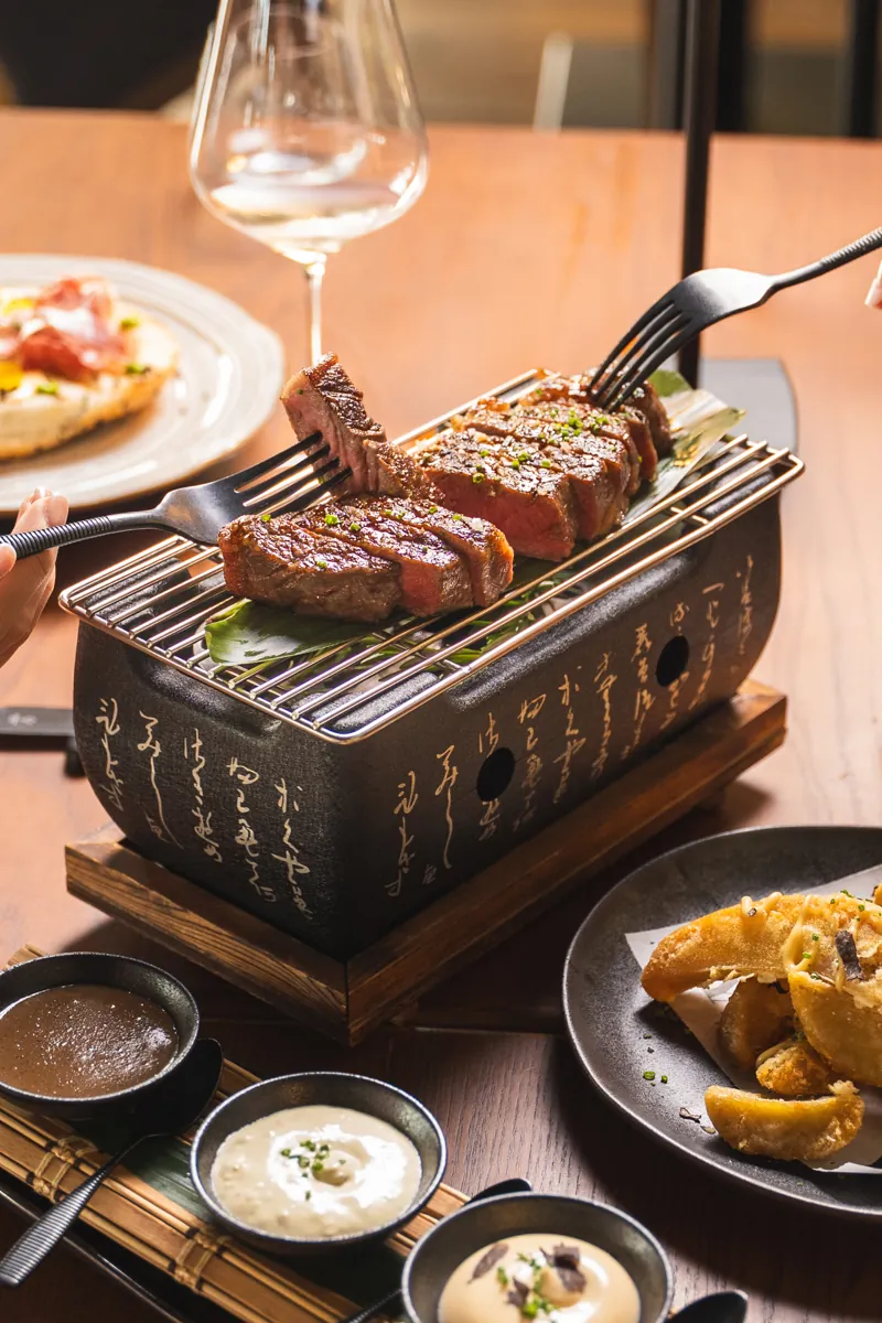 Restaurants & Hospitality